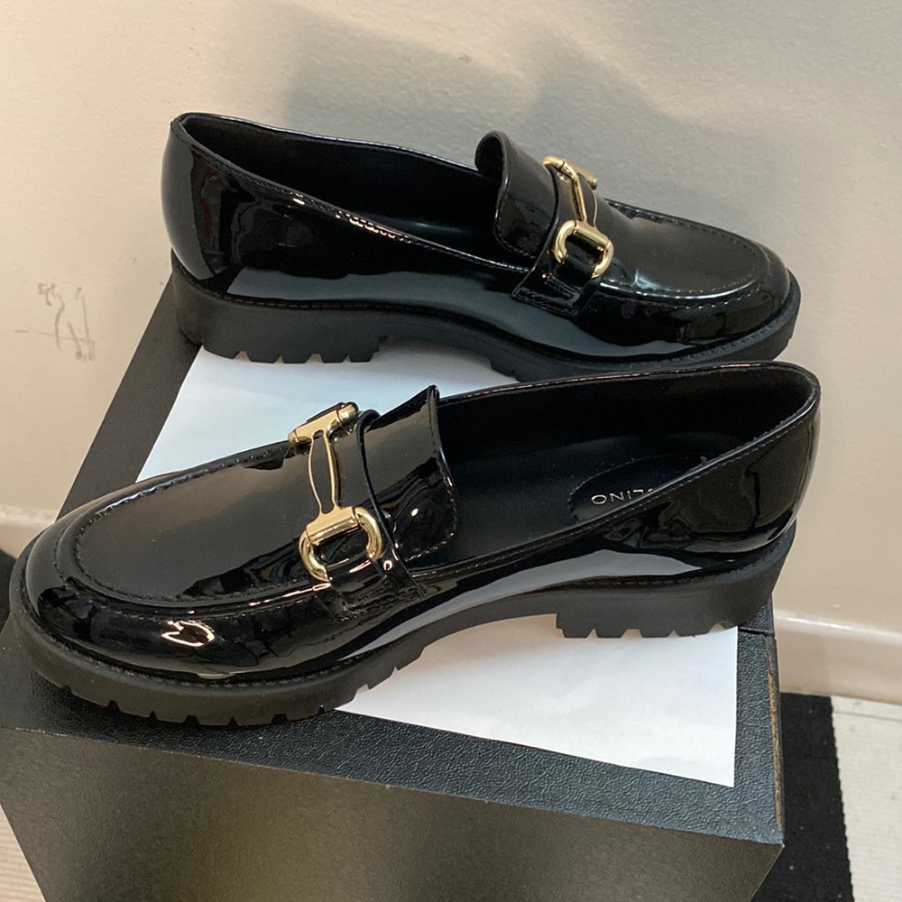 Bandolino | Franny Lug Sole Loafer Faux Patent Leather with Gold  Tone hardware - Picture 5 of 11